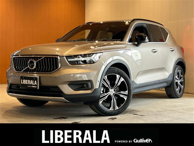 XC40 B4 AWD インスクリプション 4WD 4WD 本革シート