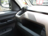 オールメーカーの軽未使用車・軽中古車を実際に「見て」「座って」「一度に比較」できるのが魅力です!