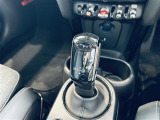 ◆全国納車可能です。納車方法及び費用につきましては、お気軽にコーディネーターまでご相談ください。遠方のご納車の際も我々がしっかりサポートさせて頂きます。お気軽にスタッフまでご相談下さい。