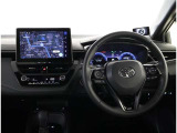 スタイリッシュなブラック系を基調とした内装色。