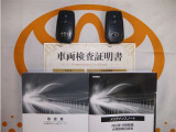 スマートキー付。取扱説明書とメンテナンスノートもあります☆品質評価シート付いてます!トヨタ認定中古車ライト!!