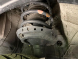 お車を安心してお乗りいただく為には、足回りの定期点検が欠かせません。サービスサポート(有償保証)では無料点検もご提供しており、安心のカーライフをお過ごしいただけるサポート体制が整っています。