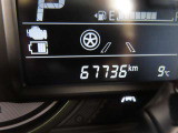 撮影時の走行距離は「67,736Km」になります。