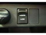 【HDMI入力端子】スマホなどの画面・音声などを車内で楽しむことが出来ます♪