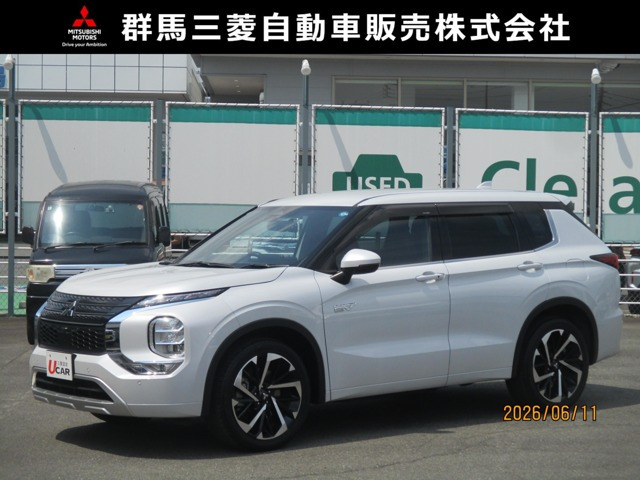アウトランダー PHEV 2.4 P 4WD 