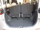 走りにこだわりながら収納力も持ち合わせたお車です。荷物を載せて軽快なドライブを楽しめますよ♪