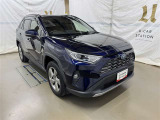 走りにこだわりながら収納力も持ち合わせたお車です。