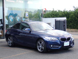 BMW在庫保有台数常時100台以上!ご来店の際はBMW本店(厚木市下荻野140-1)にご来店ください!弊社自慢の全天候型ショールーム!BMW在庫保有台数常時100台以上ございます!