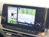 【メーカー純正ナビ】インテリアに溶け込むスタイリッシュな「専用設計」メーカーナビを装備♪視認性や操作性など基本性能にも優れ、より上質なカーライフをお楽しみいただけます。