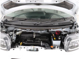 SUBARU認定U-Carはお客様に気持ちよくお乗りいただくために、独自のクリーニング基準を設定し内装から外装、エンジンルームに至るまでしっかりクリーニングをしておりますので快適にお乗りいただけます。
