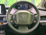 【純正革巻きステアリング】上質な革を使用することで、手にしっかり馴染みとても運転しやすいハンドルです♪