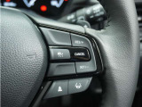 ◆アダプティブクルーズコントロール◆予め設定した車速内でクルマが自動的に加減速。前走車との適切な車間距離を維持しながら追従走行します。【LKAS】車線維持支援システムでステアリング操作を支援。