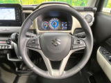 【純正革巻きステアリング】上質な革を使用することで、手にしっかり馴染みとても運転しやすいハンドルです♪