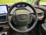 【純正革巻きステアリング】上質な革を使用することで、手にしっかり馴染みとても運転しやすいハンドルです♪