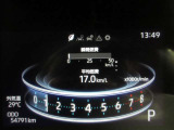 ディスプレイには運転に必要な様々な情報を表示します。