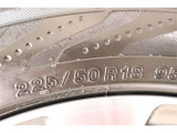225/50R18    車両装着標準タイヤサイズです。 タイヤのご相談も石川トヨペットカローラにお任せください