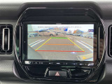 バックガイドモニターで、後方を確認しながら安心して駐車することができます。運転初心者も熟練者も必須の機能ですよ!