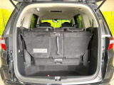 普段のお買い物や通勤、送迎等に十分な荷室スペースを確保しております。セカンドシートを倒すと、大きな荷物の積載も可能です♪