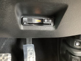ビルトインタイプの【ETC】で見た目もスッキリ。高速道路の利用にとても便利です。
