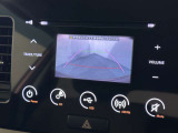 バックカメラが装備されており、ディスプレイオーディオに対応しておりますので、駐車時など見えづらい後方視界を確保してくれます。