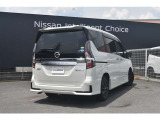 セレナ 1.2 e-POWER ハイウェイスターV アーバンクロム 