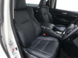 見通しのよいすっきりとした視界で、誰でも運転しやすいです。運転のしやすさは疲れにくさにも繋がりますよ♪