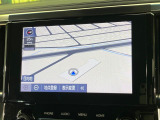 【ナビ機能付きディスプレイオーディオ】ナビ機能搭載の他、お持ちのスマートフォンと連携して、ナビやbluetoothでの音楽再生が可能です♪デザインはもちろん操作性も良好!