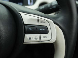 ◆アダプティブクルーズコントロール◆予め設定した車速内でクルマが自動的に加減速。前走車との適切な車間距離を維持しながら追従走行します。【LKAS】車線維持支援システムでステアリング操作を支援。