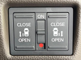 【両側パワースライドドア】スマートキーや運転席のスイッチで後席両側スライドドアの開閉が可能♪電動だから力を入れてドアを開ける必要が無く、小さなお子様でも簡単に開け閉めでき快適です♪
