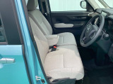 ゆったりとした運転席です!