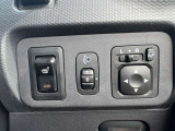 車両入庫時には外装磨きと内装クリーニングを実施しております。納車前にも実施いたしますので、綺麗に快適にお乗りいただけます。