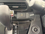 ナビ連動の充電端子
