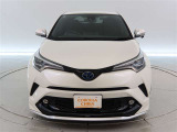 C-HR ハイブリッド 1.8 S LED パッケージ