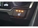 シートヒーター装備付き車!!座席に埋め込まれた電熱線によりシートを暖めることが出来る装備で、温められたシートは、寒い冬には最適です!!