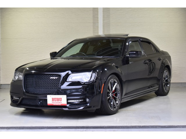 300 SRT8