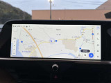 いまや必須装備「ナビゲーション」搭載!知らない場所にスイスイッとドライブ。もう、これなしではハンドルを握れませんね!でも運転中の操作は危険ですのでご注意ですね☆