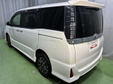 ヴォクシー 2.0 Z 煌 4WD 