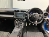 見通しのよいすっきりとした視界で、誰でも運転しやすいです。運転のしやすさは疲れにくさにも繋がりますよ♪