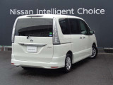行きたい場所へ、行きたい人と。尽きない楽しみとともに。日産セレナ。