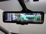 スマートルームミラー付きで後部座席に乗車してても後方がしっかり見れます
