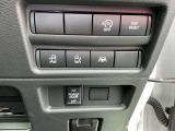 運転席からでもスライドドアの開閉が可能です。