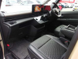 セレナ 1.4 e-POWER ハイウェイスターV 