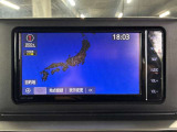 ディスプレイオーディオやカーナビは、現代のドライブにおいて欠かせない装備のひとつです。初めての場所でも迷いにくく、快適なルート案内で運転をサポートします。移動中のエンターテインメント性も高まります。