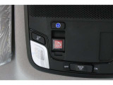 緊急通報ボタンが装備されています。ホンダコネクト対応。ご利用には、Honda Total Care プレミアムのご加入が必要です。