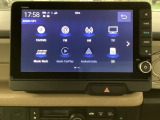 ナビゲーションはフルセグTV、インターナビ対応のGathers純正メモリーナビを搭載しています。Bluetoothオーディオ機能がありますので、スマートフォンなどの音楽も再生できます。