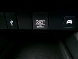 12V電源ソケットを設置しております。周辺機器の充電にご利用頂けます。