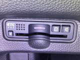 【ETC車載器】カードを挿すだけでゲートをスルー。利用には車両情報を登録する「セットアップ」が別途必要です