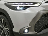 LEDヘッドライトです。デザイン性がよくとても明るいので、夜間の走行や悪天候でも安心です。しかも長寿命!