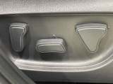 【パワーシート】スイッチ一つで簡単にシートの微調整が可能!電動だから力もいりません!快適なシートポジションにセットして、快適なドライブをお楽しみください。