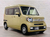 当社の優秀なスタッフがしっかり点検整備をさせていただいてからご納車いたします!さらに!エンジンオイル、エレメント・ミッションオイル・ワイパーゴムを新品交換になります!これで安心して乗って頂けます!